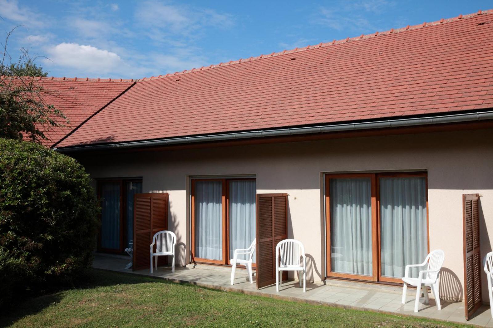 Sure Hotel By Best Western Saint-Quentin Ouest Holnon Exteriör bild