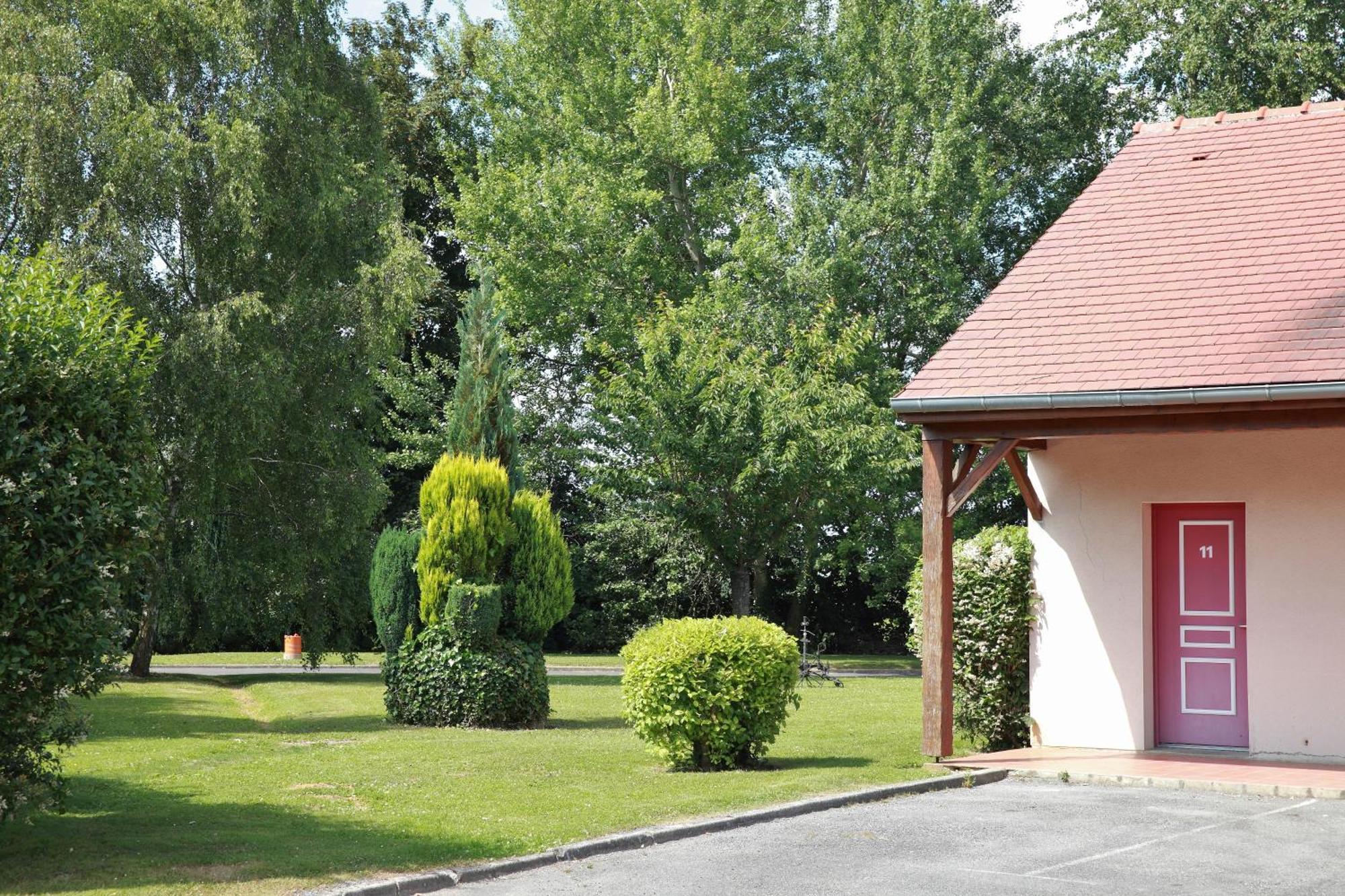 Sure Hotel By Best Western Saint-Quentin Ouest Holnon Exteriör bild