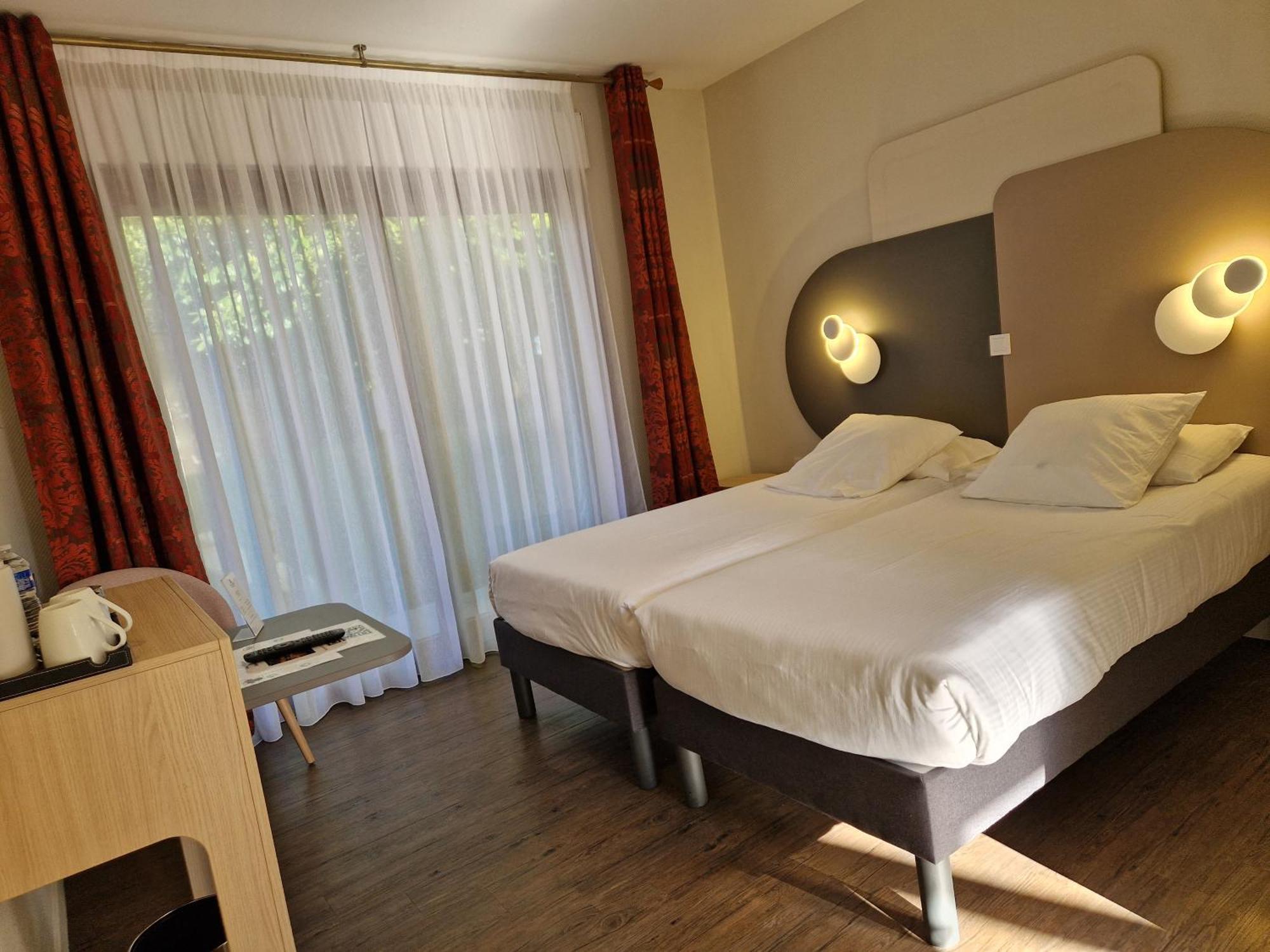Sure Hotel By Best Western Saint-Quentin Ouest Holnon Exteriör bild