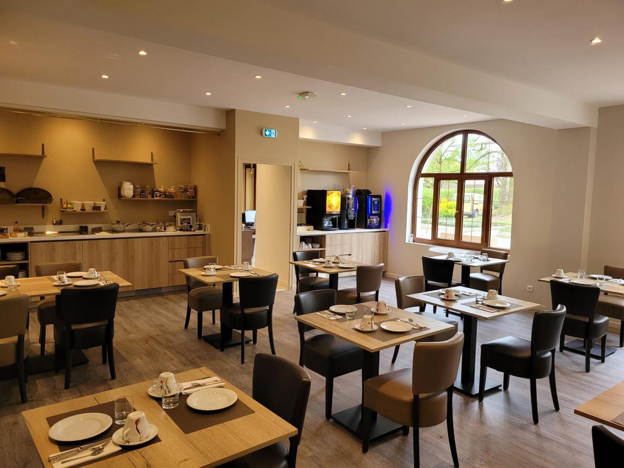 Sure Hotel By Best Western Saint-Quentin Ouest Holnon Exteriör bild