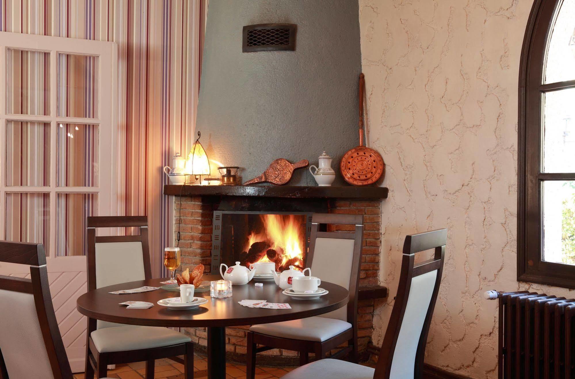 Sure Hotel By Best Western Saint-Quentin Ouest Holnon Exteriör bild
